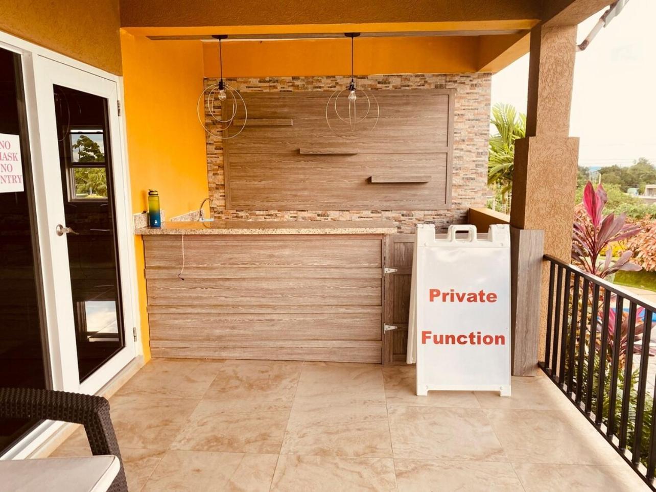 Jhadano 3Br Pool & Gym Shuttle Gated Villa Florence Hall Exterior photo